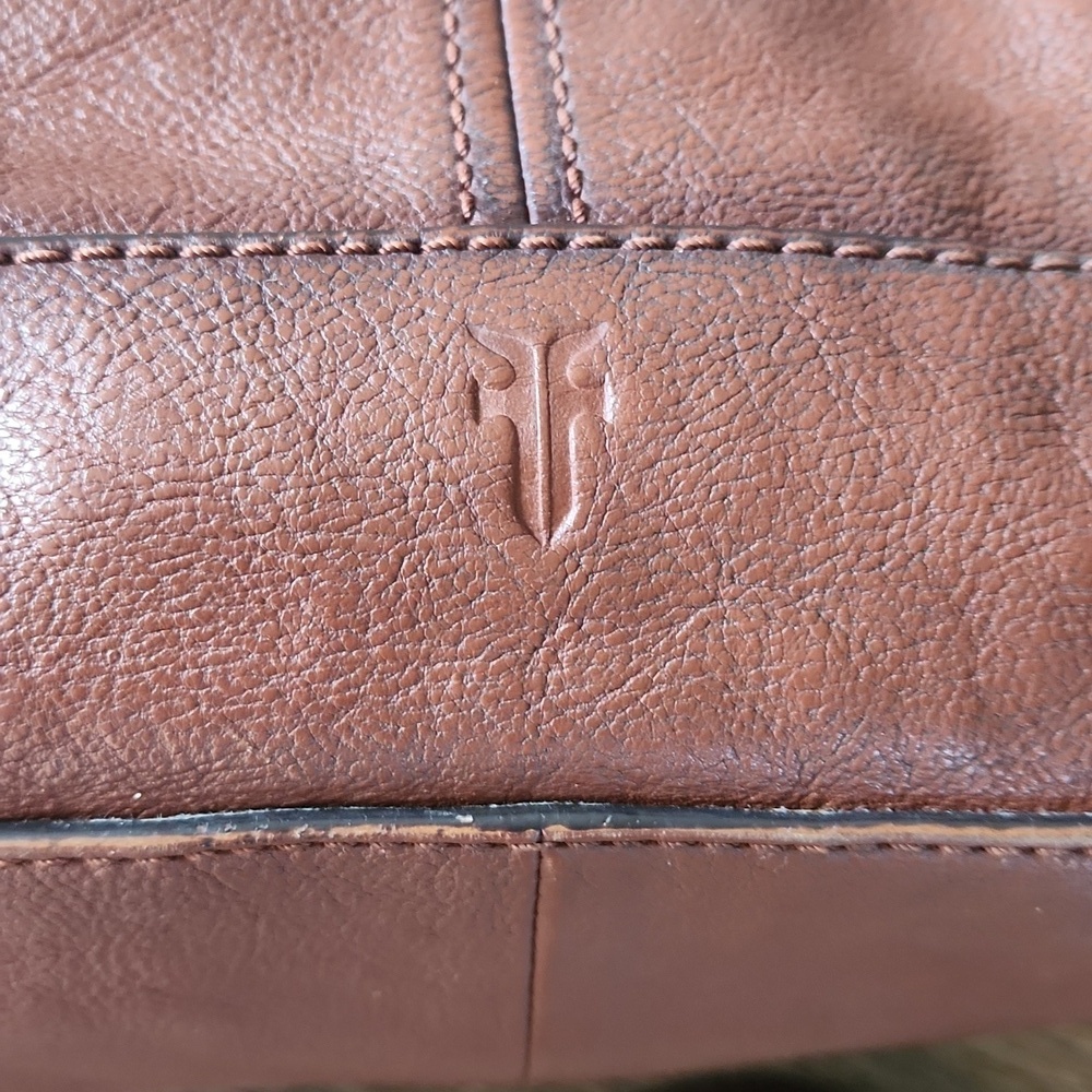 Frye Dome Brown Leather Bag With Adjustable Crossbody Strap - Picture 2 of 11